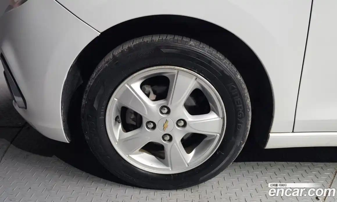 Chevrolet Spark 2016 1.0 Автомат в Москве № 39306, фото 12