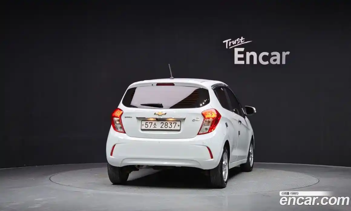 Chevrolet Spark 2016 1.0 Автомат в Москве № 39306, фото 17