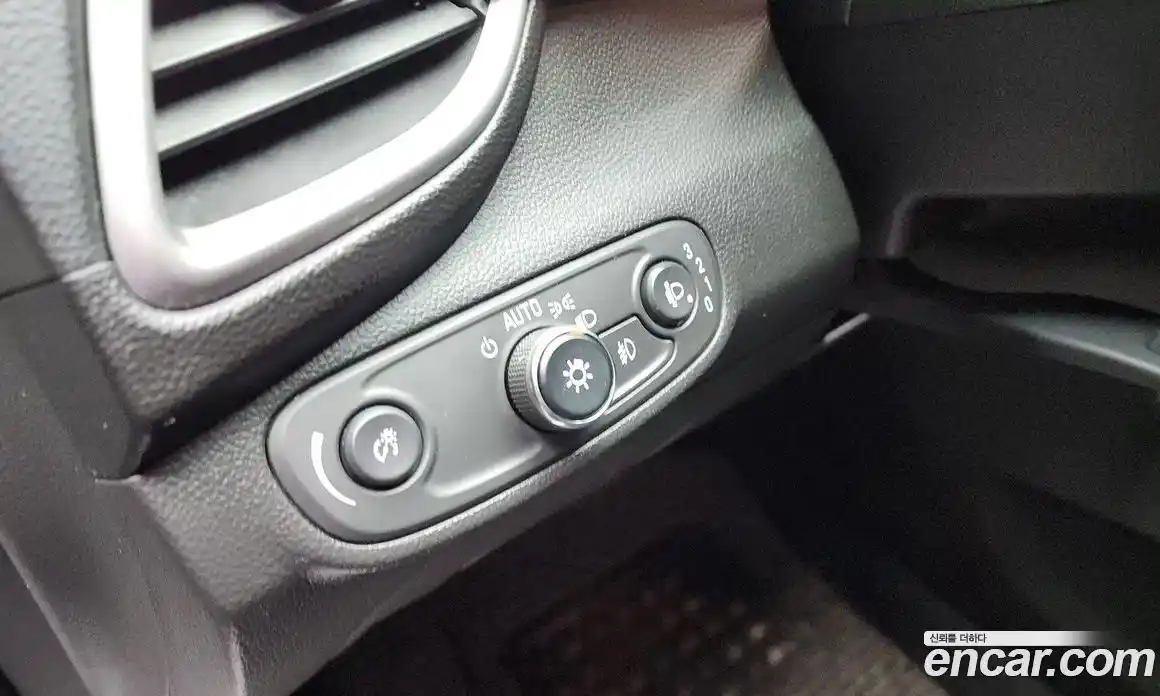 Chevrolet Trax 2019 1.4 Автомат в Москве № 39697, фото 12