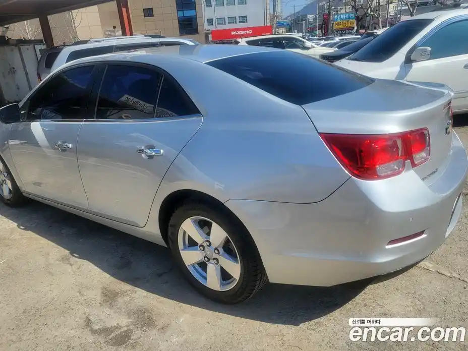 Chevrolet Malibu 2015 2.0 Автомат в Москве № 397061, фото 2