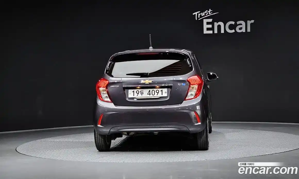 Chevrolet Spark 2016 1.0 Автомат в Москве № 40452, фото 17