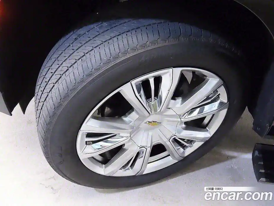 Chevrolet Tahoe 2022 6.2 Автомат в Москве № 41008, фото 20