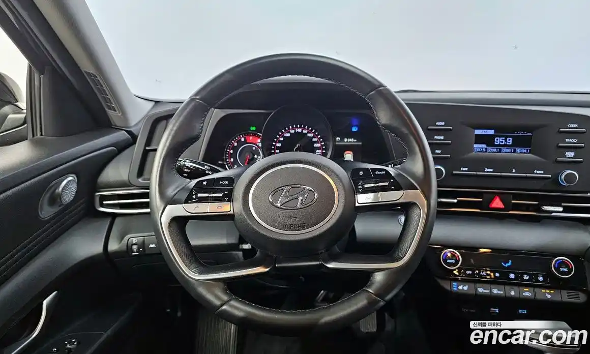 Hyundai Avante 2021 1.6 Автомат в Москве № 49286, фото 11