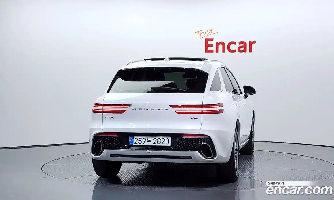 Genesis GV70 2023 2.5 Автомат в Москве № 56329, фото 4