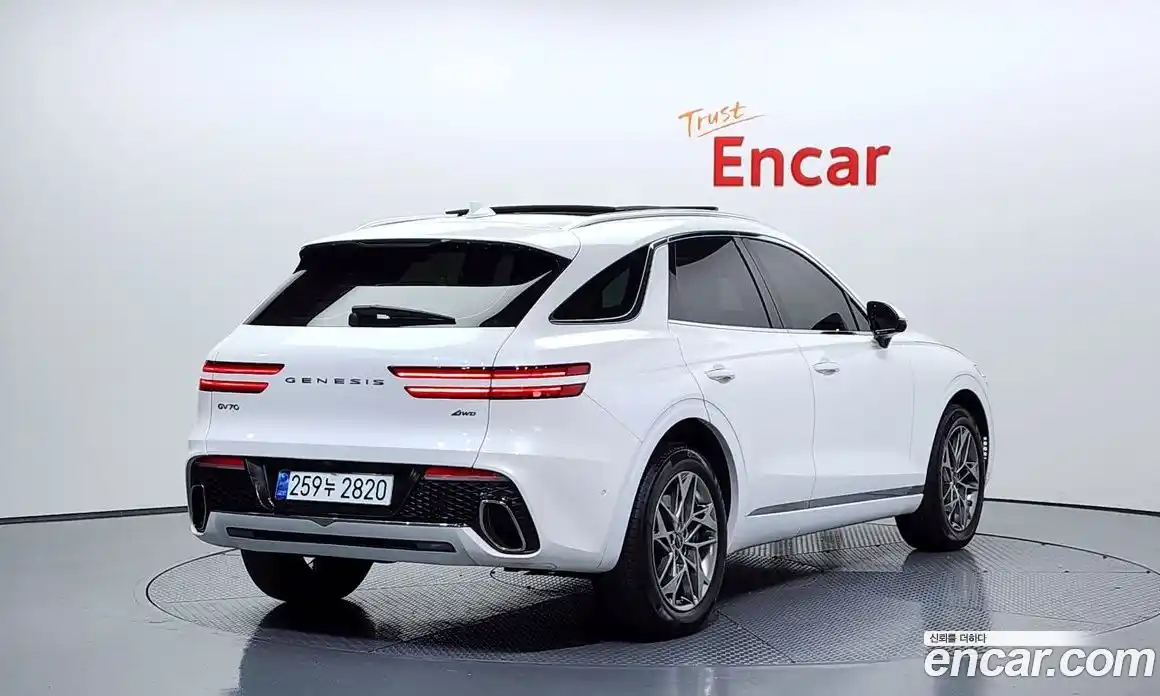 Genesis GV70 2023 2.5 Автомат в Москве № 56329, фото 8