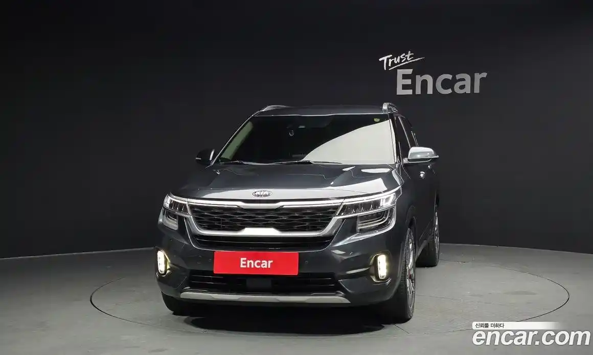 Kia Seltos 2020 1.6 Автомат в Москве № 74952, фото 3