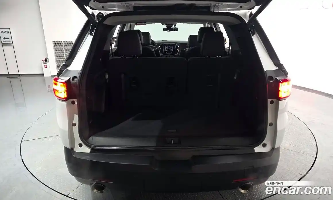 Chevrolet Traverse 2020 3.6 Автомат в Москве № 84086, фото 18