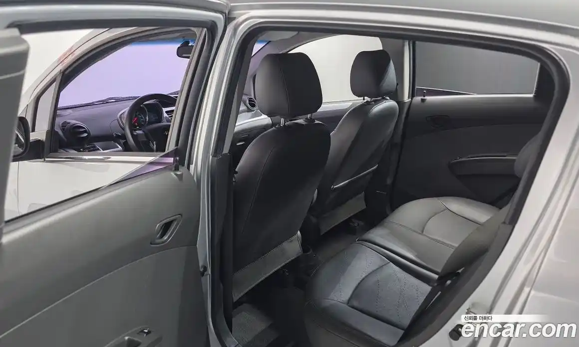 Chevrolet Spark 2014 1.0 Автомат в Москве № 84715, фото 10