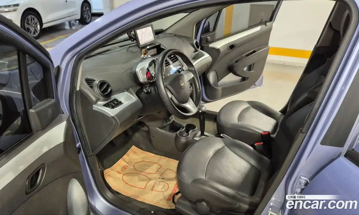 Chevrolet Spark 2014 1.0 Автомат в Москве № 93960, фото 12