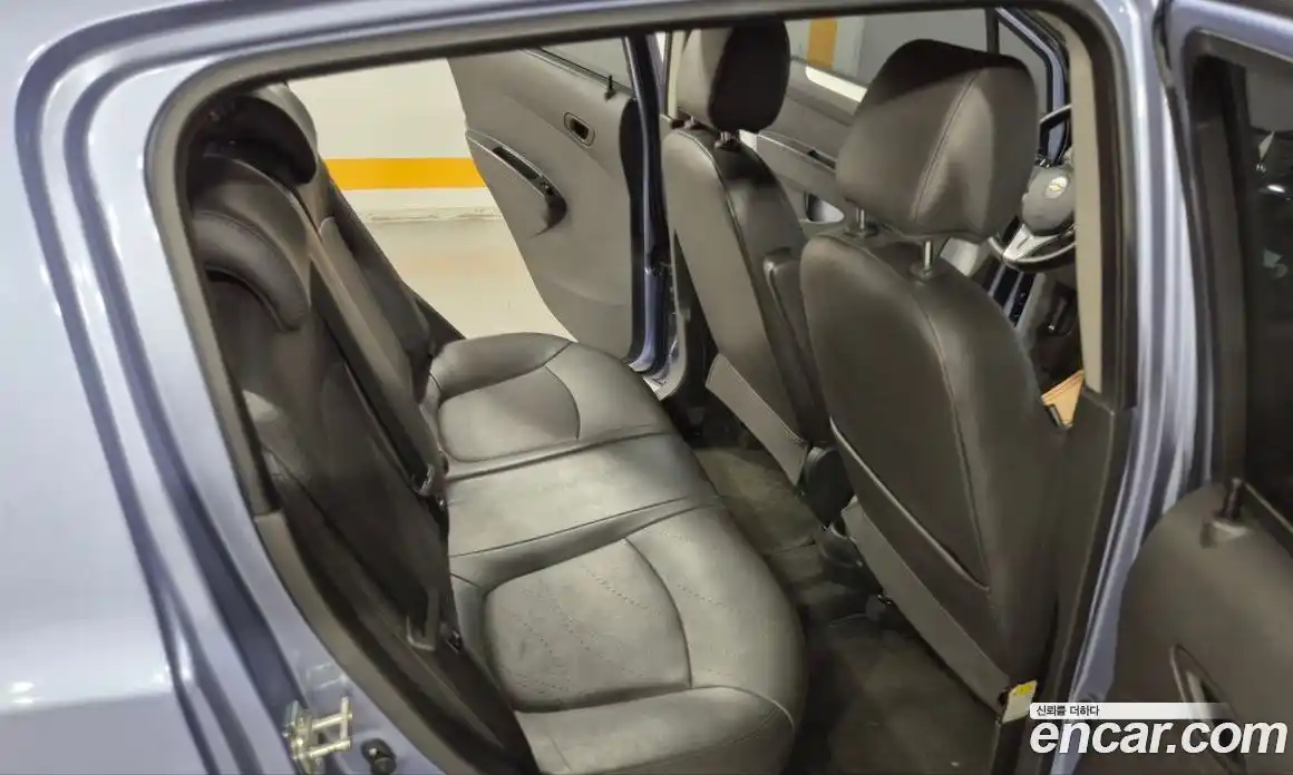 Chevrolet Spark 2014 1.0 Автомат в Москве № 93960, фото 14