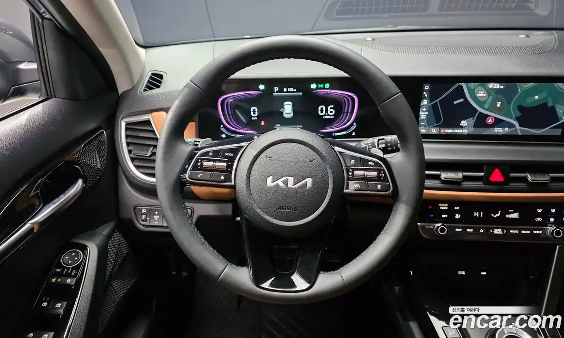 Kia Seltos 2024 1.6 Автомат в Москве № 103190, фото 4