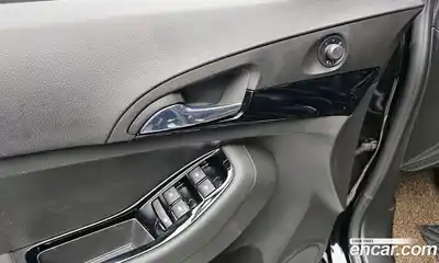 Chevrolet Orlando 2018 2.0 Автомат в Москве № 104688, миниатюра 3