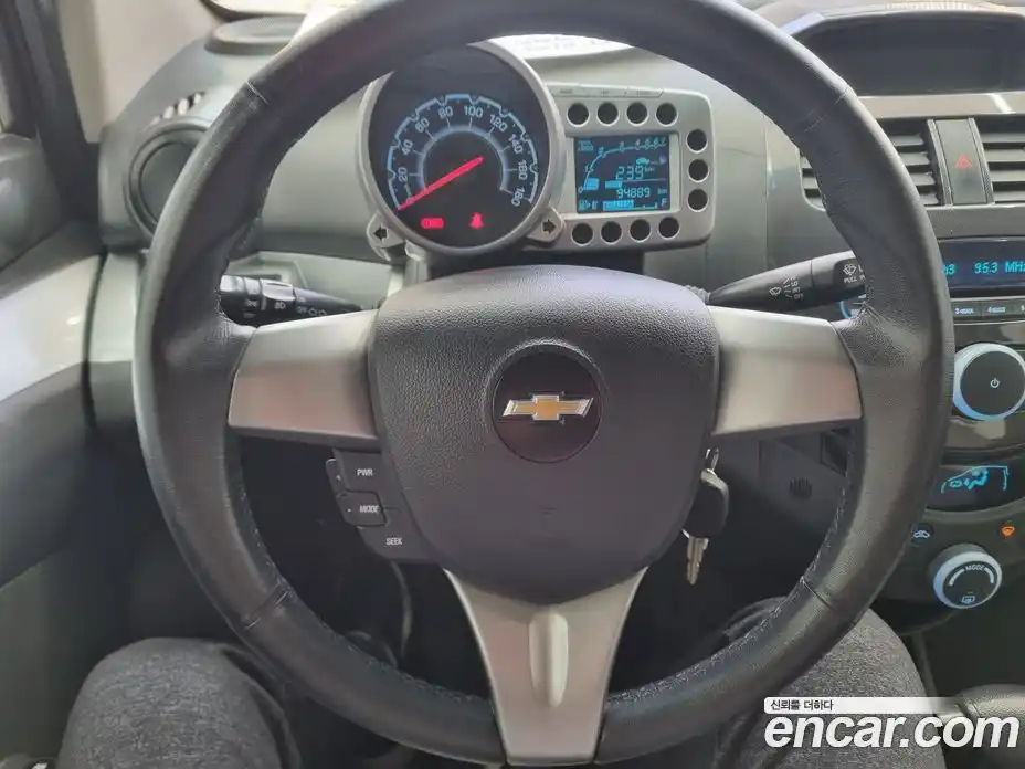 Chevrolet Spark 2012 1.0 Автомат в Москве № 104823, фото 9