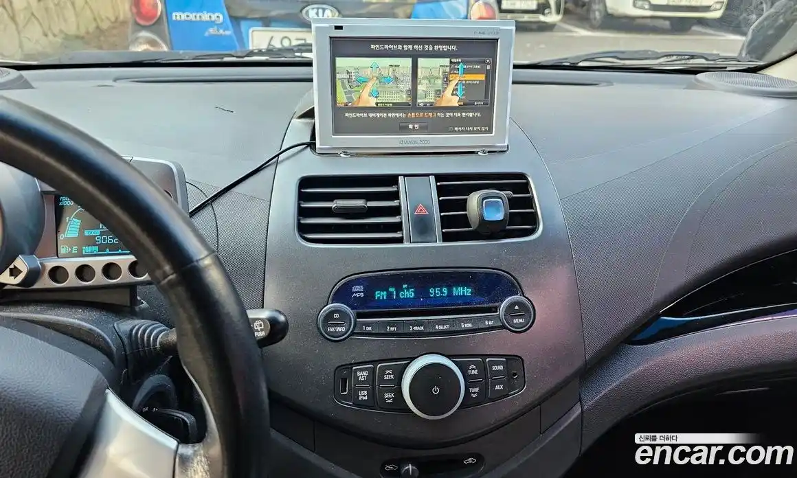 Chevrolet Spark 2012 1.0 Автомат в Москве № 104824, фото 11