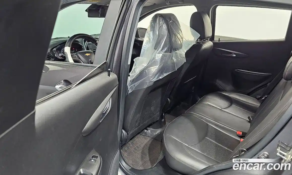 Chevrolet Spark 2016 1.0 Автомат в Москве № 104946, фото 3