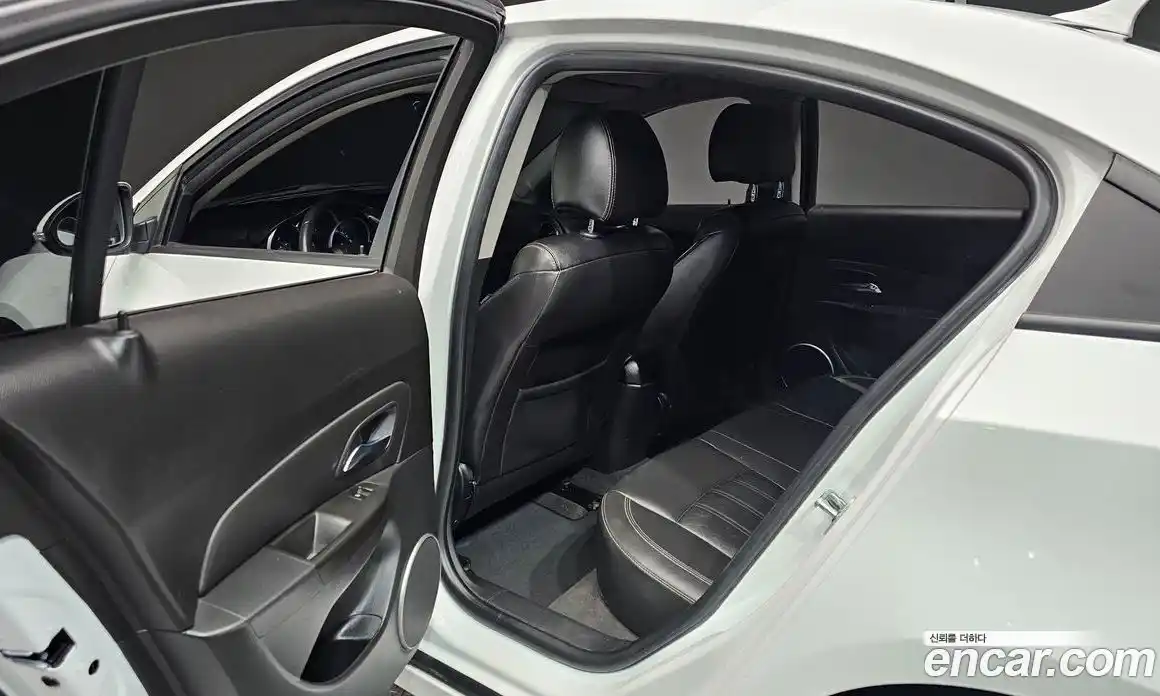 Chevrolet Cruze 2015 1.8 Автомат в Москве № 105453, фото 7