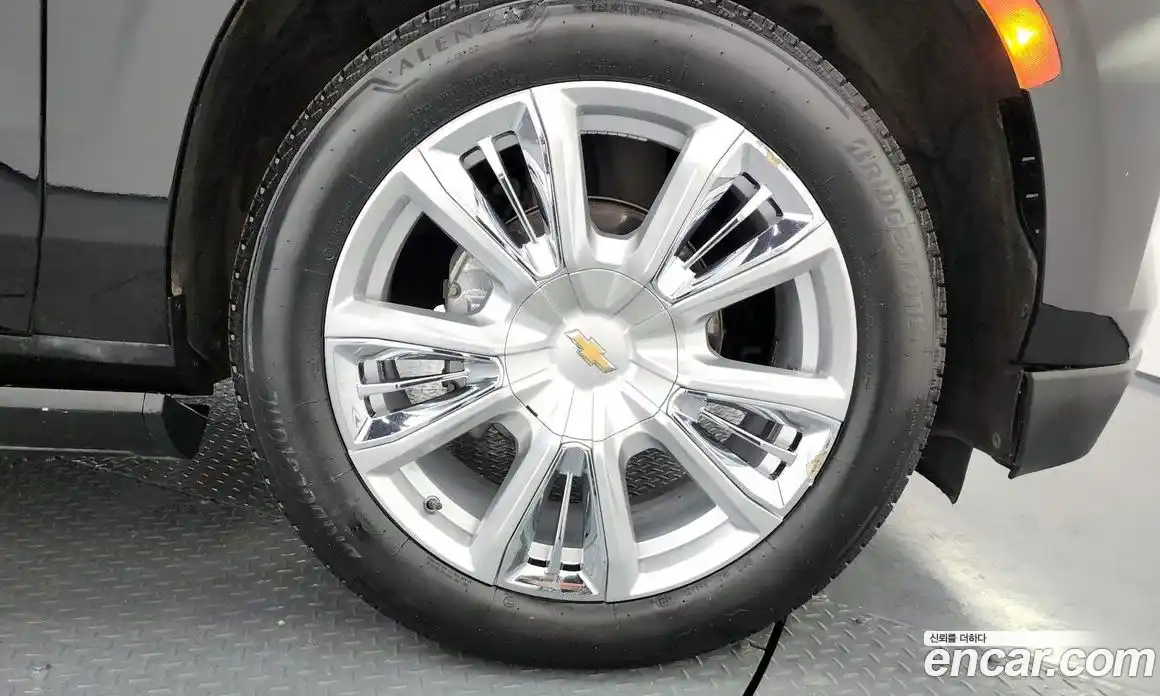 Chevrolet Tahoe 2022 6.2 Автомат в Москве № 105639, фото 13