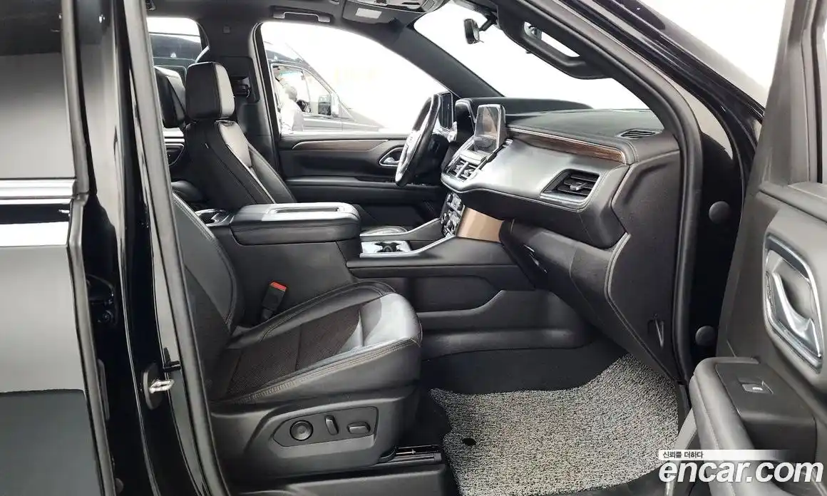 Chevrolet Tahoe 2022 6.2 Автомат в Москве № 105639, фото 10