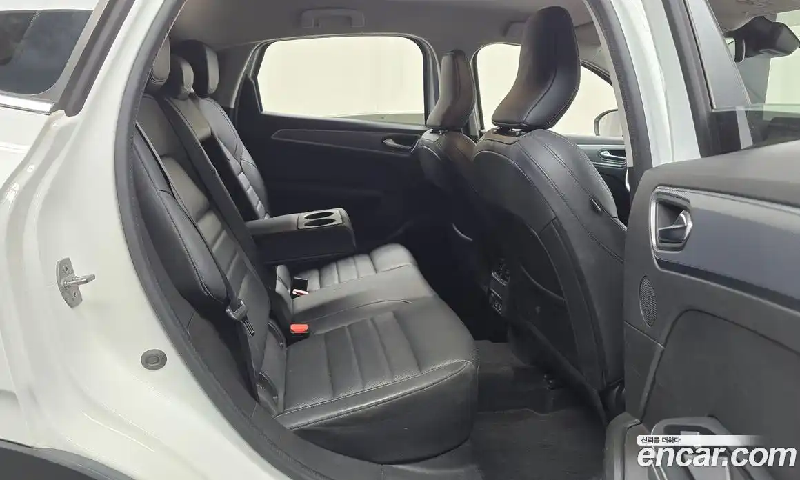 Renault XM3 2023 1.6 Автомат в Москве № 107073, фото 20