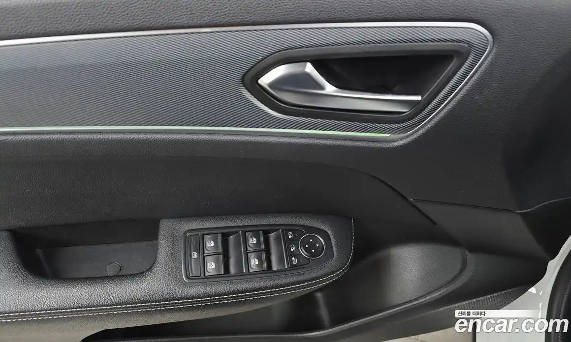 Renault XM3 2023 1.6 Автомат в Москве № 107073, фото 4