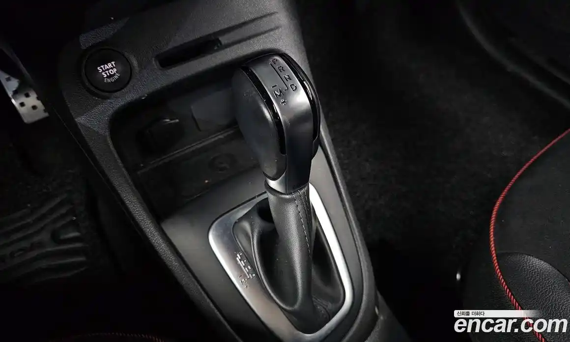 Renault QM3 2019 1.5 Автомат в Москве № 107199, фото 14