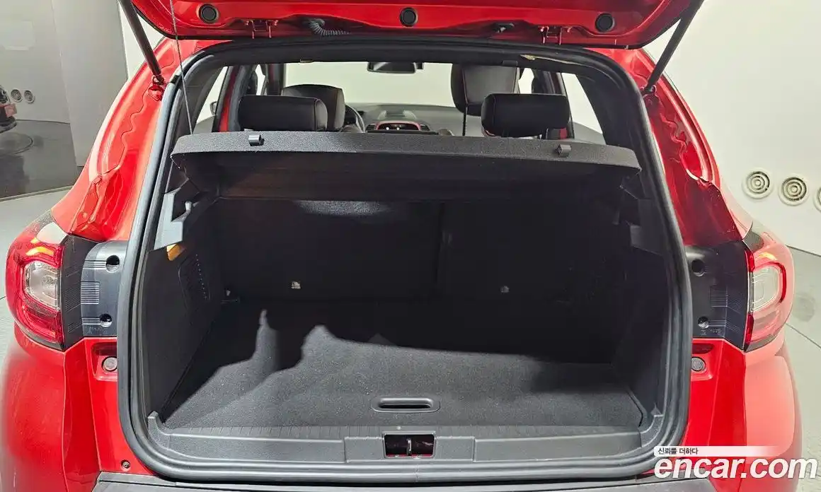 Renault QM3 2019 1.5 Автомат в Москве № 107199, фото 20