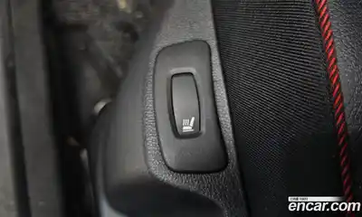 Renault QM3 2019 1.5 Автомат в Москве № 107199, миниатюра 2