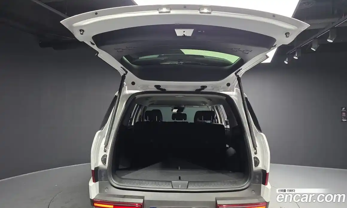 Hyundai Santa Fe 2024 1.6 Автомат в Москве № 107963, фото 5