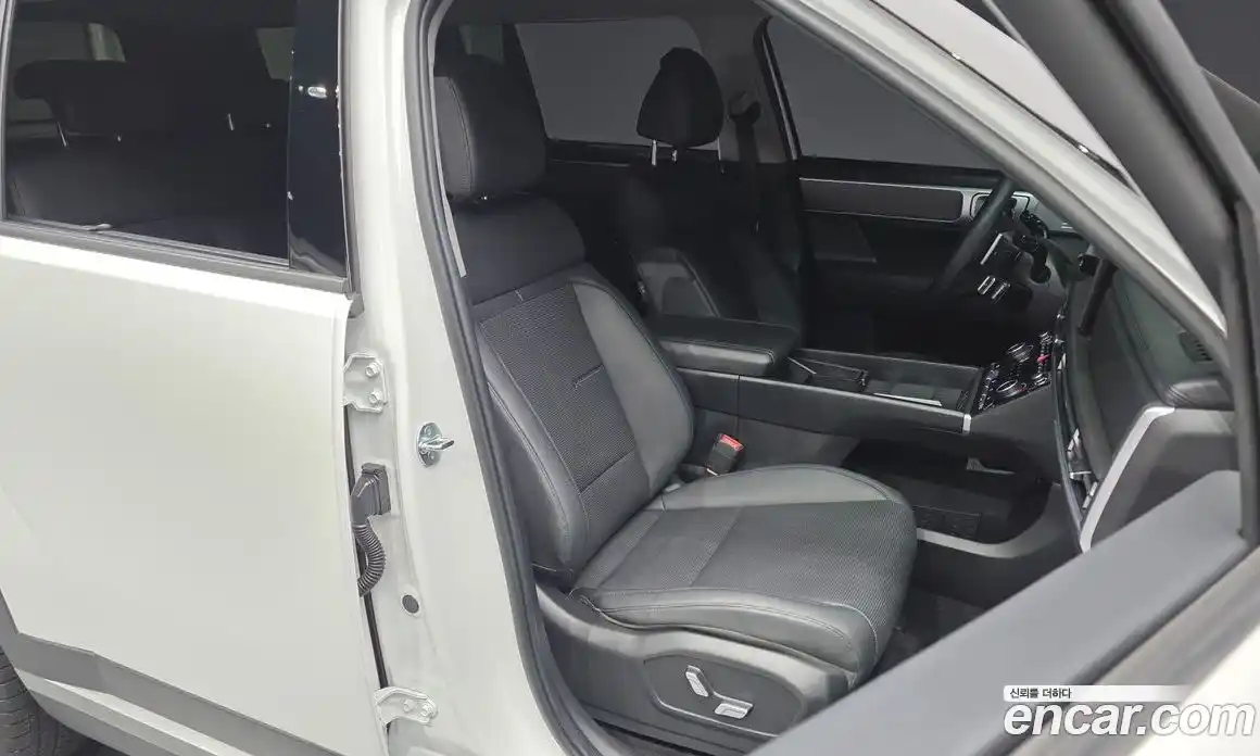 Hyundai Santa Fe 2024 1.6 Автомат в Москве № 107963, фото 9