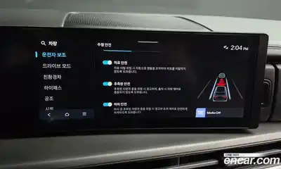 Hyundai Santa Fe 2024 1.6 Автомат в Москве № 107963, миниатюра 10