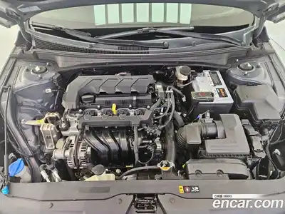 Hyundai Avante 2021 1.6 Автомат в Москве № 107985, миниатюра 6