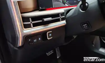 Hyundai Santa Fe 2024 1.6 Автомат в Москве № 108102, миниатюра 3