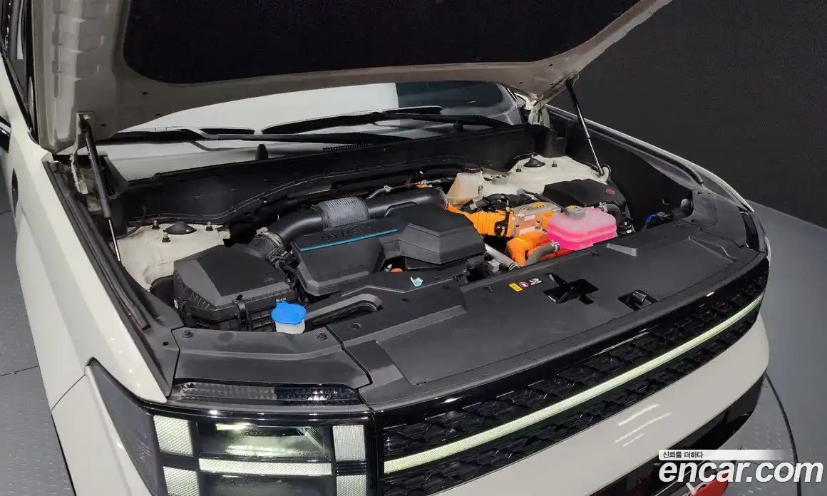 Hyundai Santa Fe 2024 1.6 Автомат в Москве № 108102, фото 7