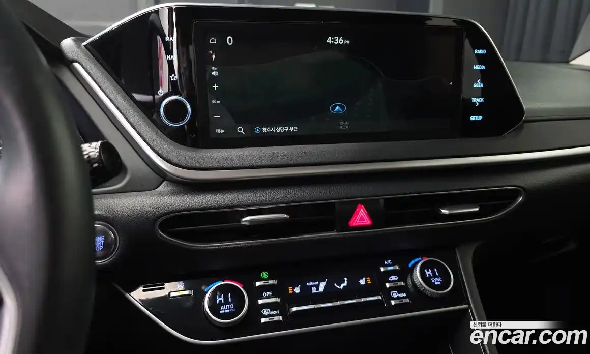 Hyundai Sonata 2023 2.0 Автомат в Москве № 108167, фото 14