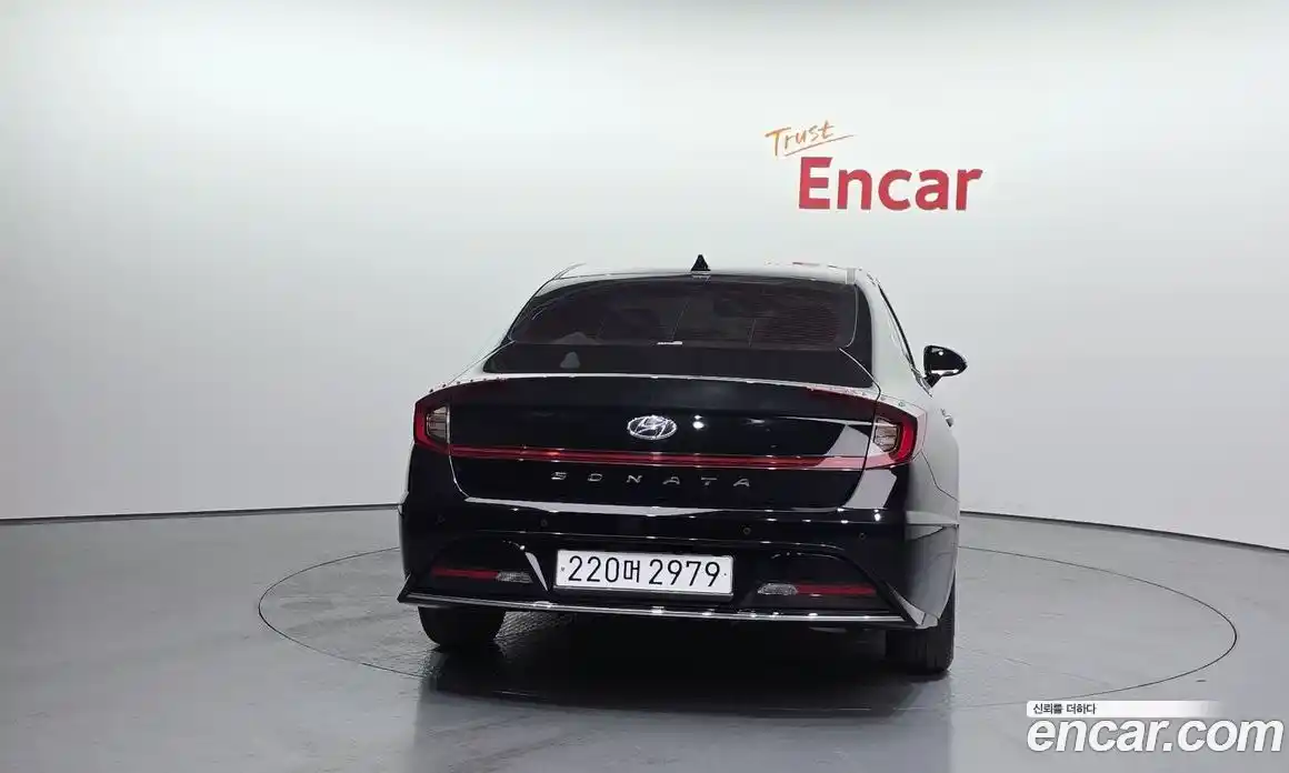 Hyundai Sonata 2023 2.0 Автомат в Москве № 108167, фото 4