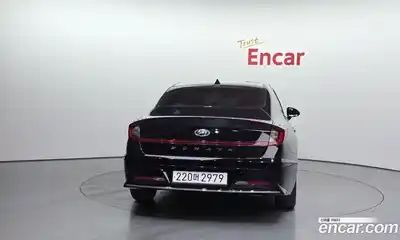 Hyundai Sonata 2023 2.0 Автомат в Москве № 108167, миниатюра 4