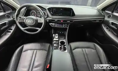 Hyundai Sonata 2023 2.0 Автомат в Москве № 108167, миниатюра 7