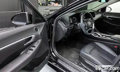 Hyundai Sonata 2023 2.0 Автомат в Москве № 108167, миниатюра 10