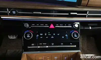 Hyundai Santa Fe 2024 1.6 Автомат в Москве № 110253, миниатюра 3