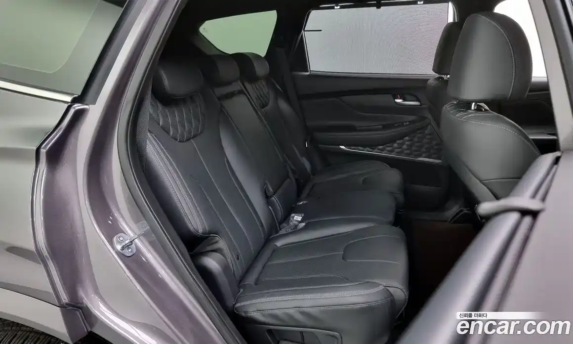 Hyundai Santa Fe 2023 1.6 Автомат в Москве № 111300, фото 14