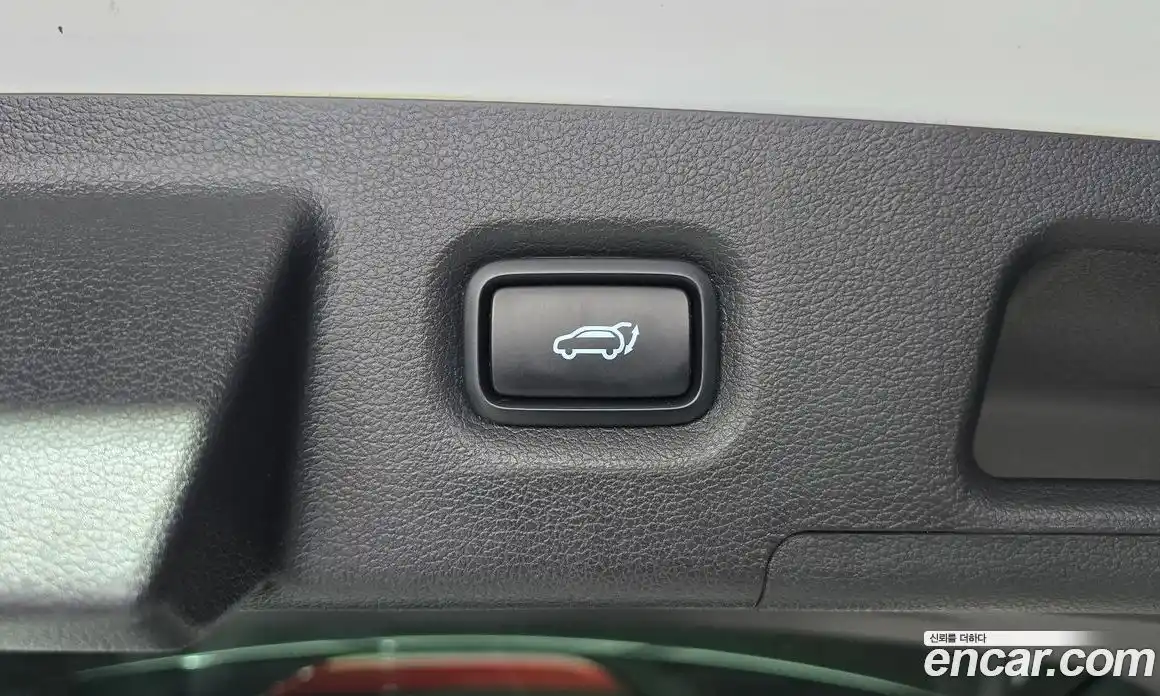 Hyundai Santa Fe 2023 2.5 Автомат в Москве № 111384, фото 19