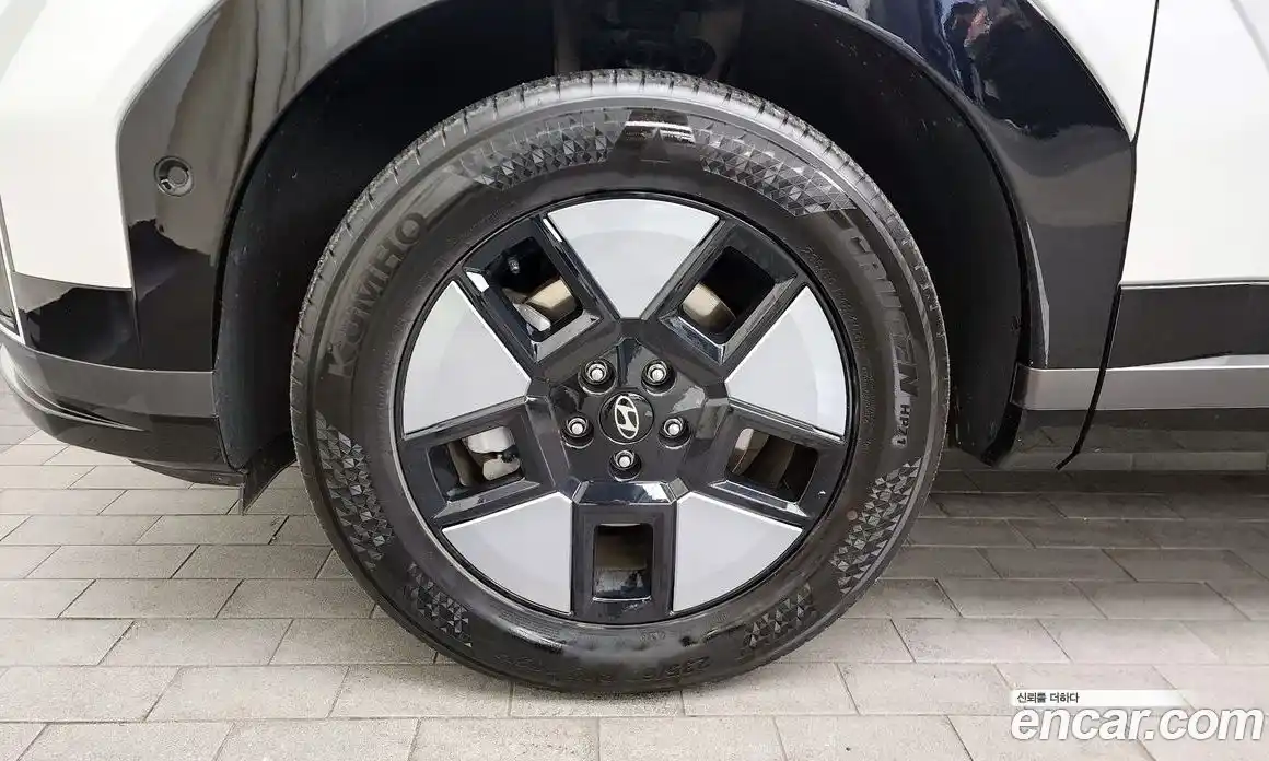 Hyundai Santa Fe 2024 1.6 Автомат в Москве № 112215, фото 5