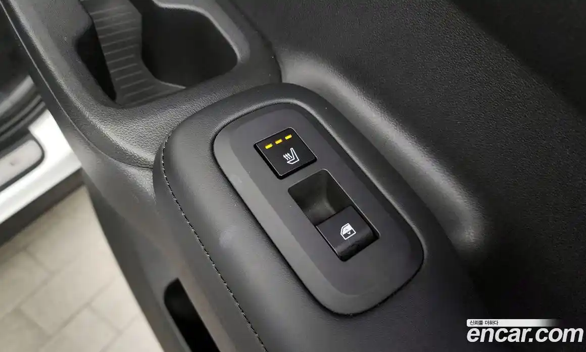 Hyundai Santa Fe 2024 1.6 Автомат в Москве № 112215, фото 8