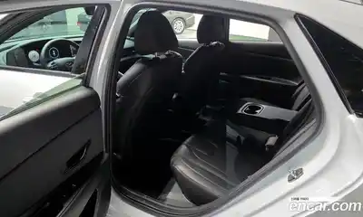 Hyundai Avante 2023 1.6 Механическая в Москве № 113745, миниатюра 11