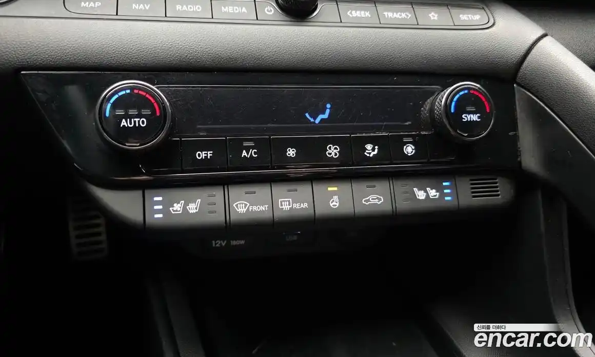 Hyundai Avante 2023 1.6 Механическая в Москве № 113745, фото 18