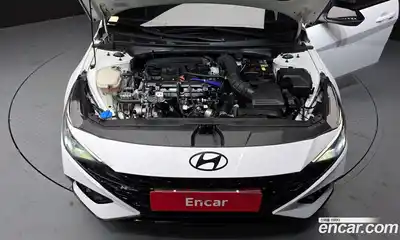 Hyundai Avante 2023 1.6 Механическая в Москве № 113745, миниатюра 6