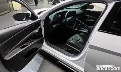 Hyundai Avante 2023 1.6 Механическая в Москве № 113745, миниатюра 10