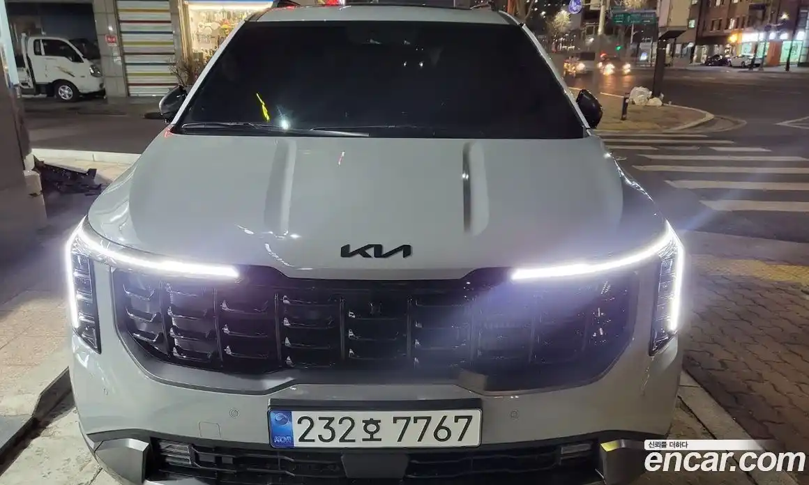 Kia Canival 2026 1.6 Автомат в Москве № 114154, фото 3