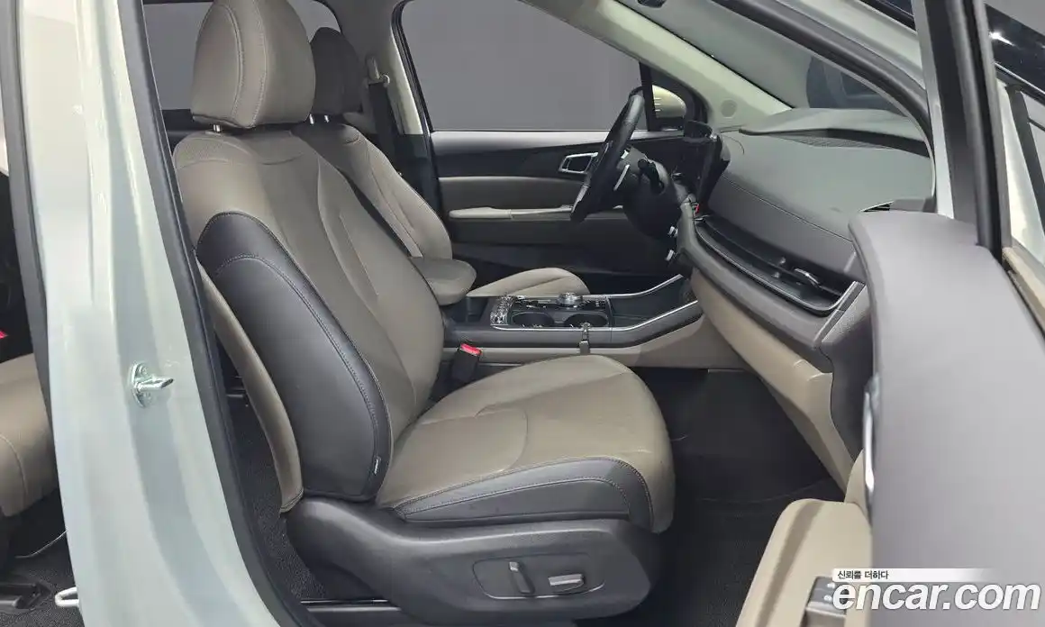 Kia Canival 2024 2.2 Автомат в Москве № 114421, фото 11