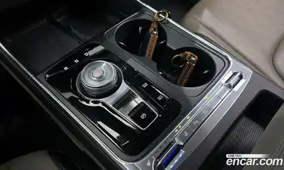 Kia Canival 2024 2.2 Автомат в Москве № 114421, миниатюра 9